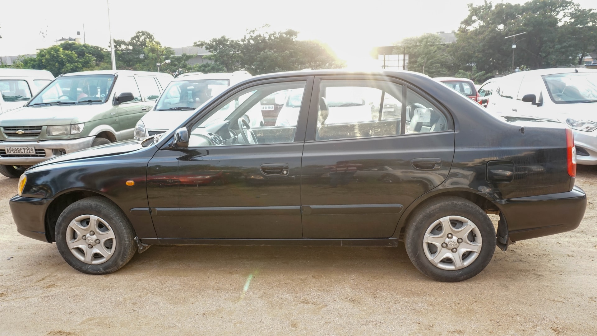 Accent image 9 Accent image 9