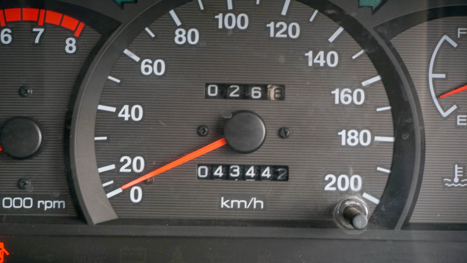 Accent image 10 Accent image 10