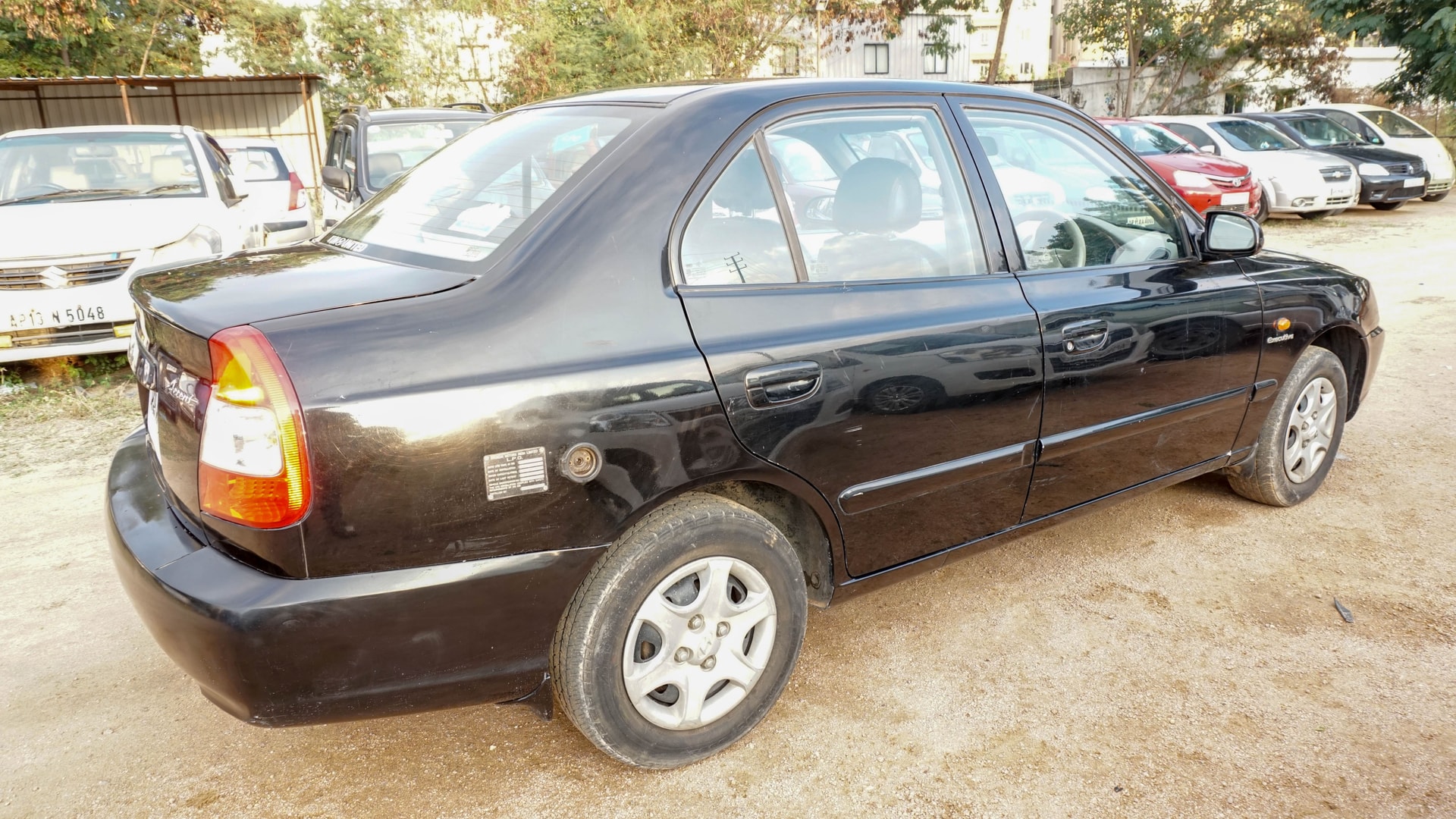 Accent image 12 Accent image 12