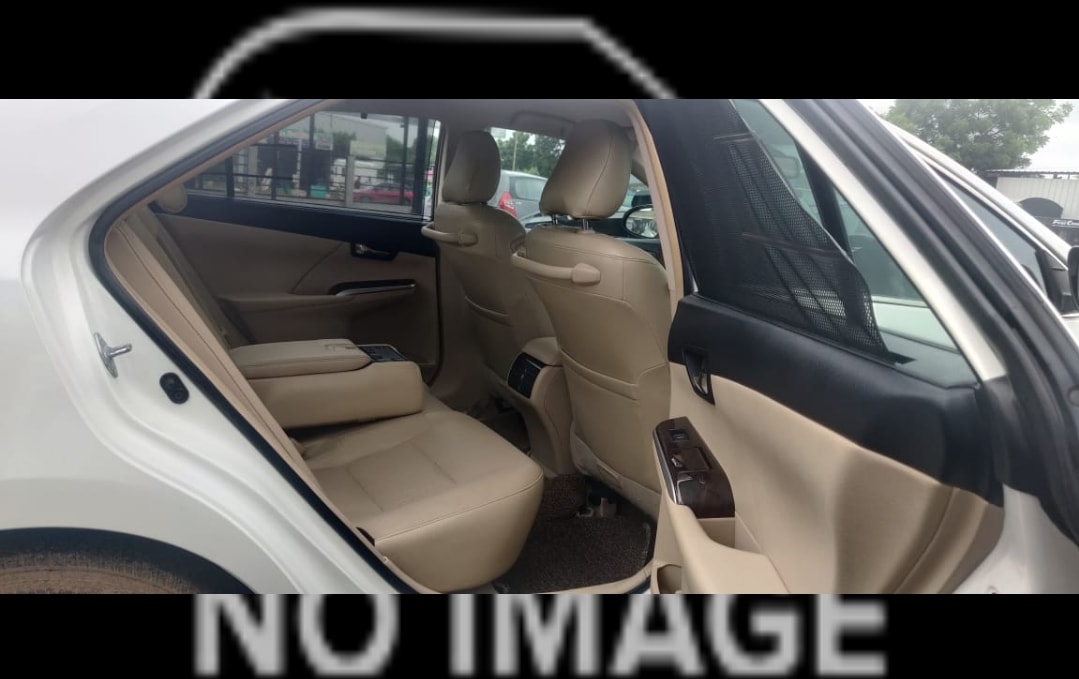 Camry image 3 Camry image 3