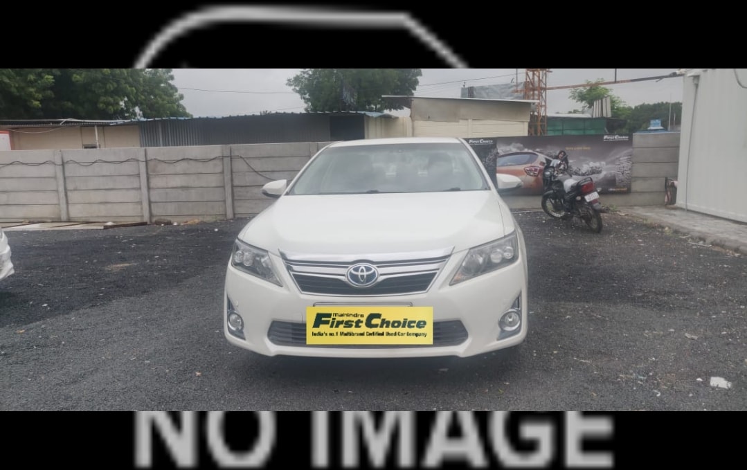 Camry image 1 Camry image 1