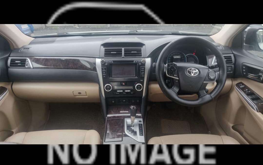 Camry image 4 Camry image 4