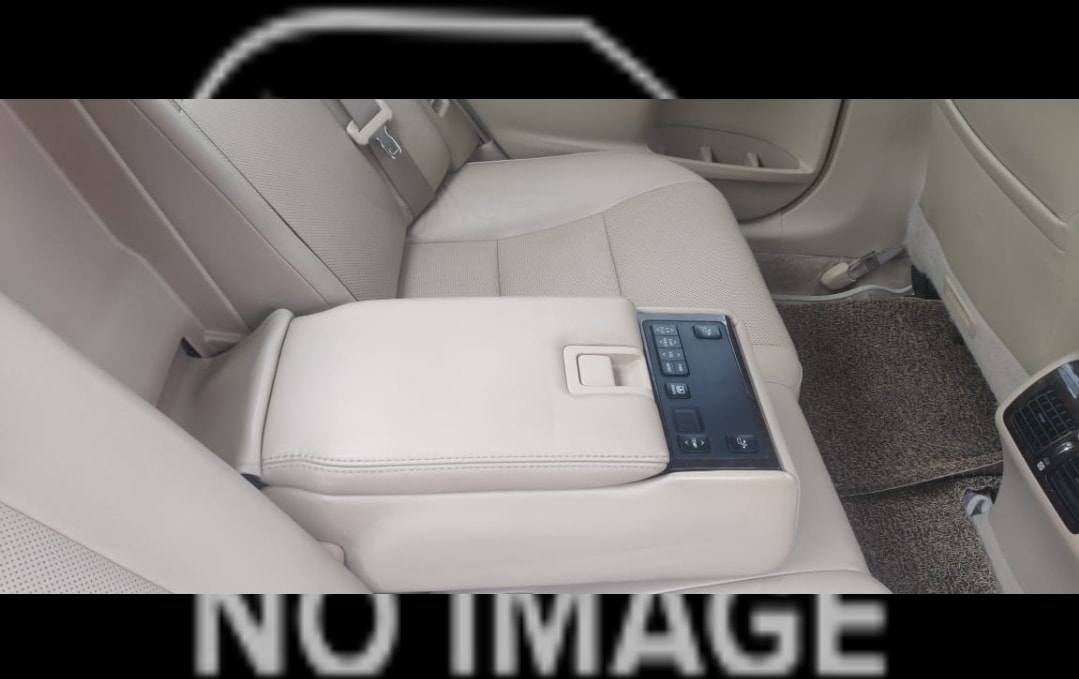 Camry image 13 Camry image 13