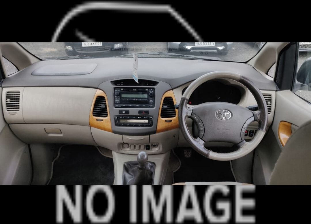 Innova image 4 Innova image 4