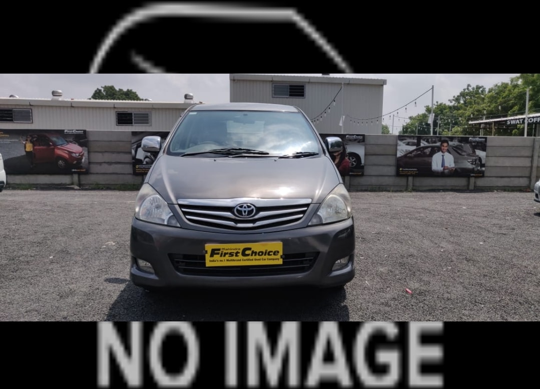 Innova image 8 Innova image 8