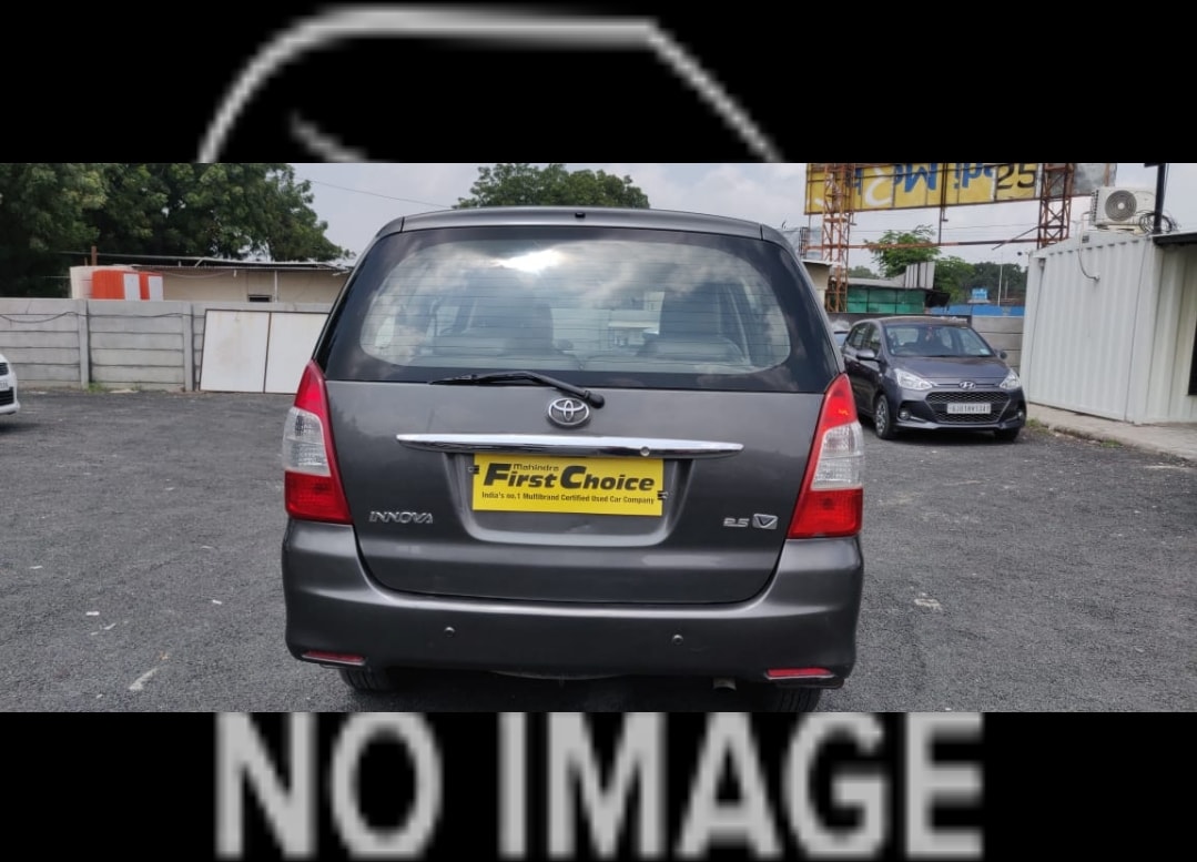 Innova image 13 Innova image 13
