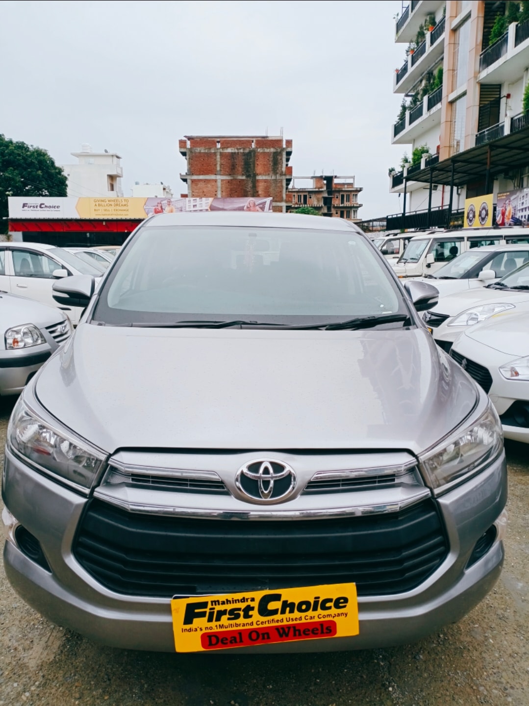 Innova Crysta image 1 Innova Crysta image 1