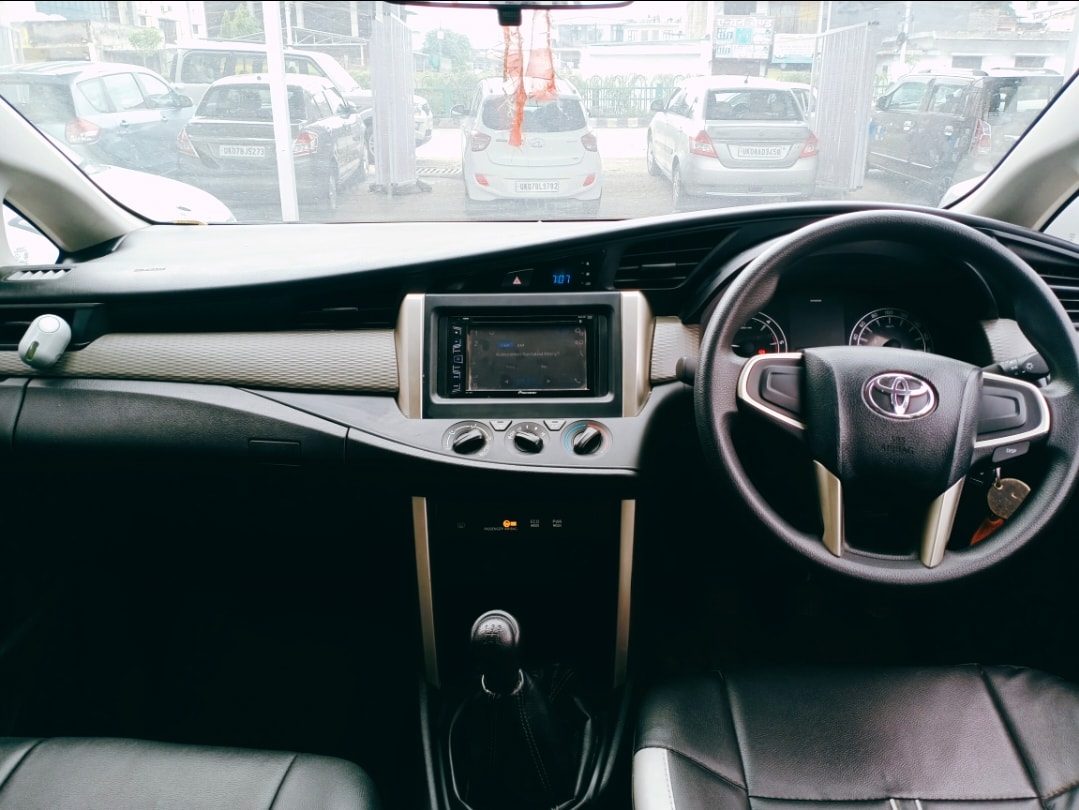 Innova Crysta image 4 Innova Crysta image 4