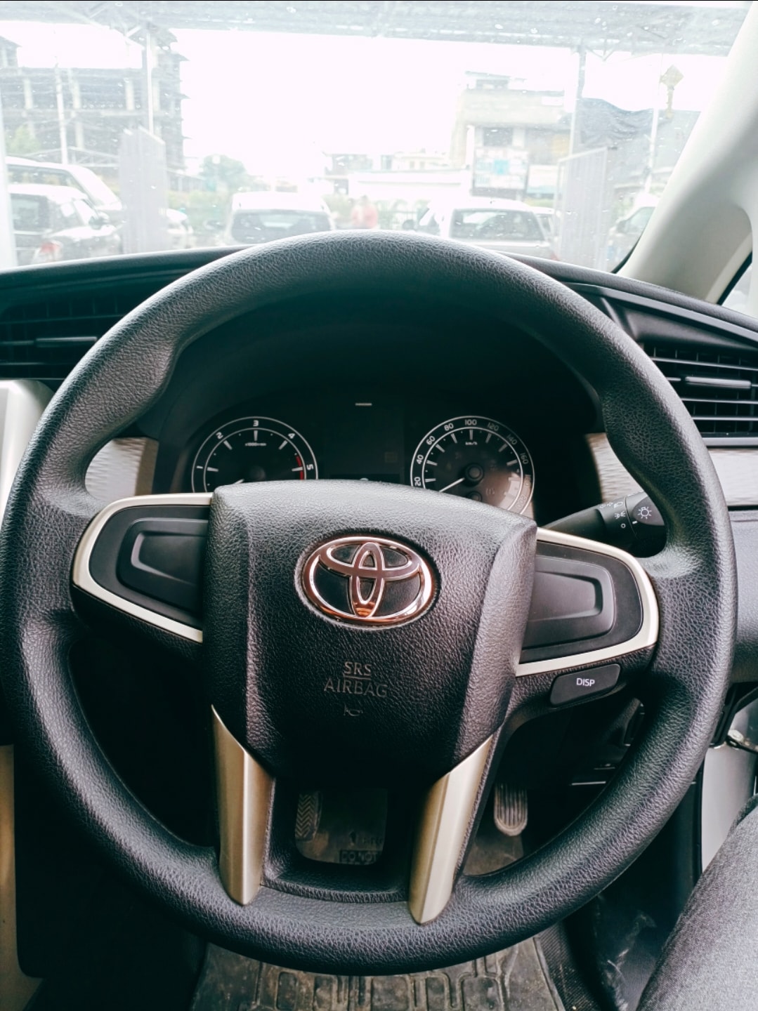 Innova Crysta image 15 Innova Crysta image 15