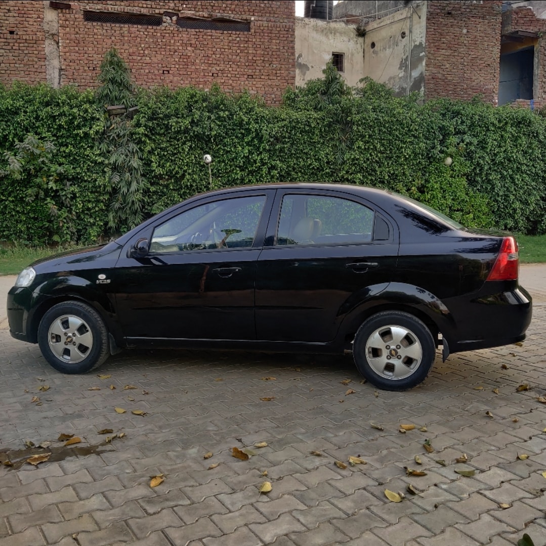 Aveo image 2 Aveo image 2