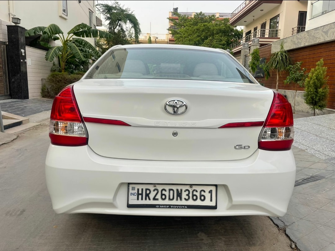 Etios image 7 Etios image 7