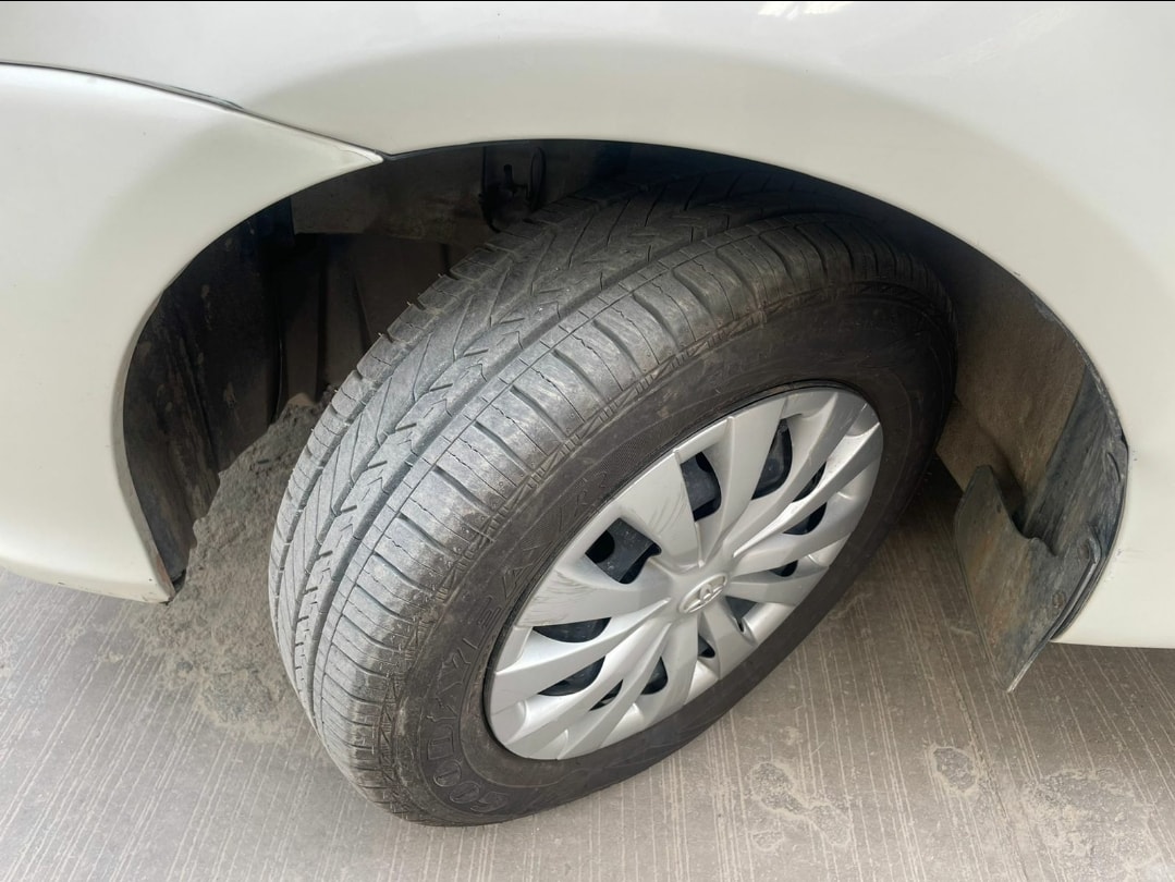 Etios image 10 Etios image 10