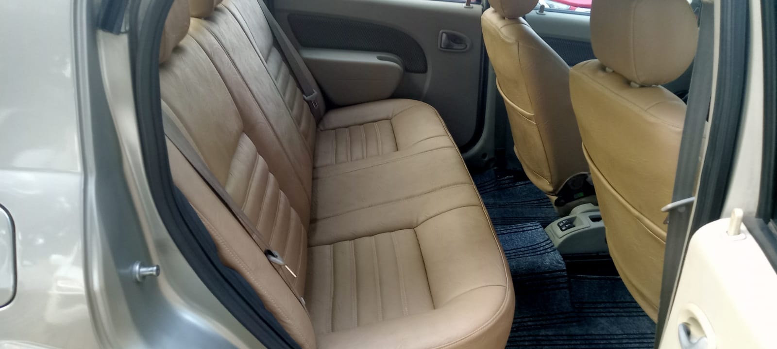 Logan image 8 Logan image 8