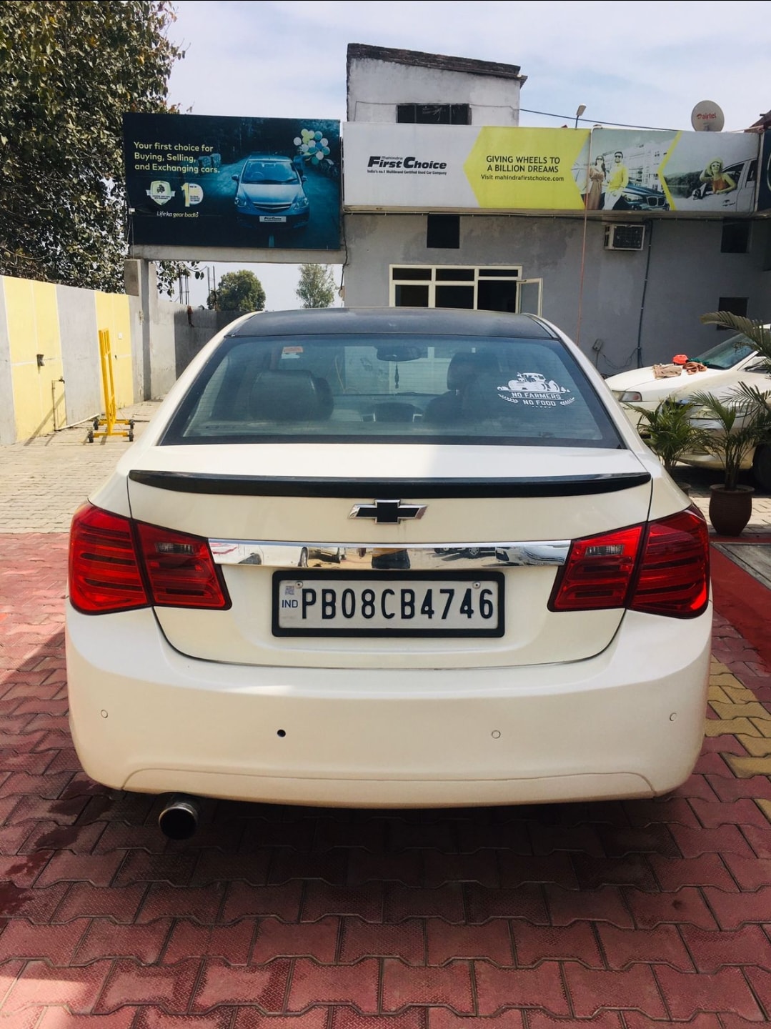 Cruze image 4 Cruze image 4