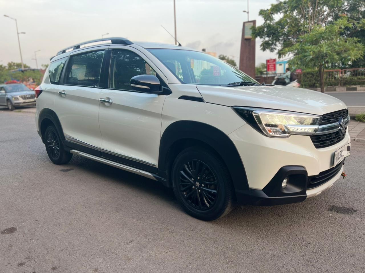 XL6 image 2 XL6 image 2