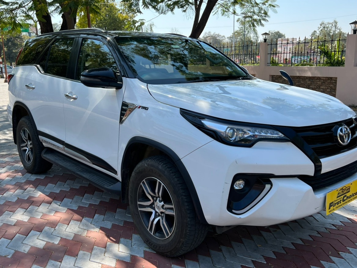Fortuner image 2 Fortuner image 2