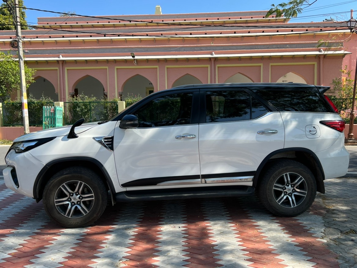 Fortuner image 4 Fortuner image 4