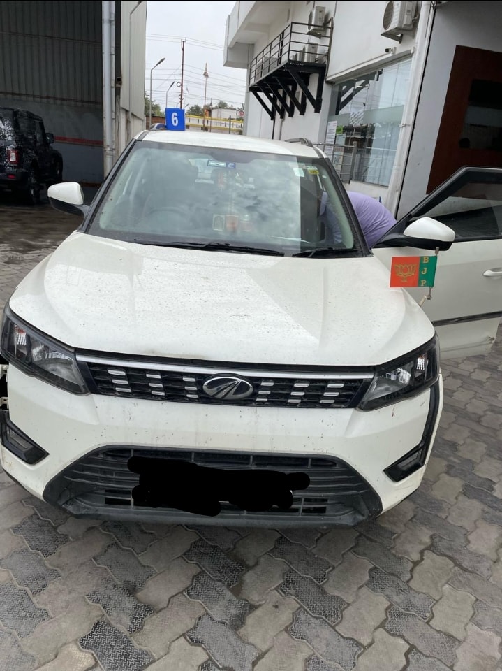 Used 2021 Mahindra XUV300 Used 2021 Mahindra XUV300