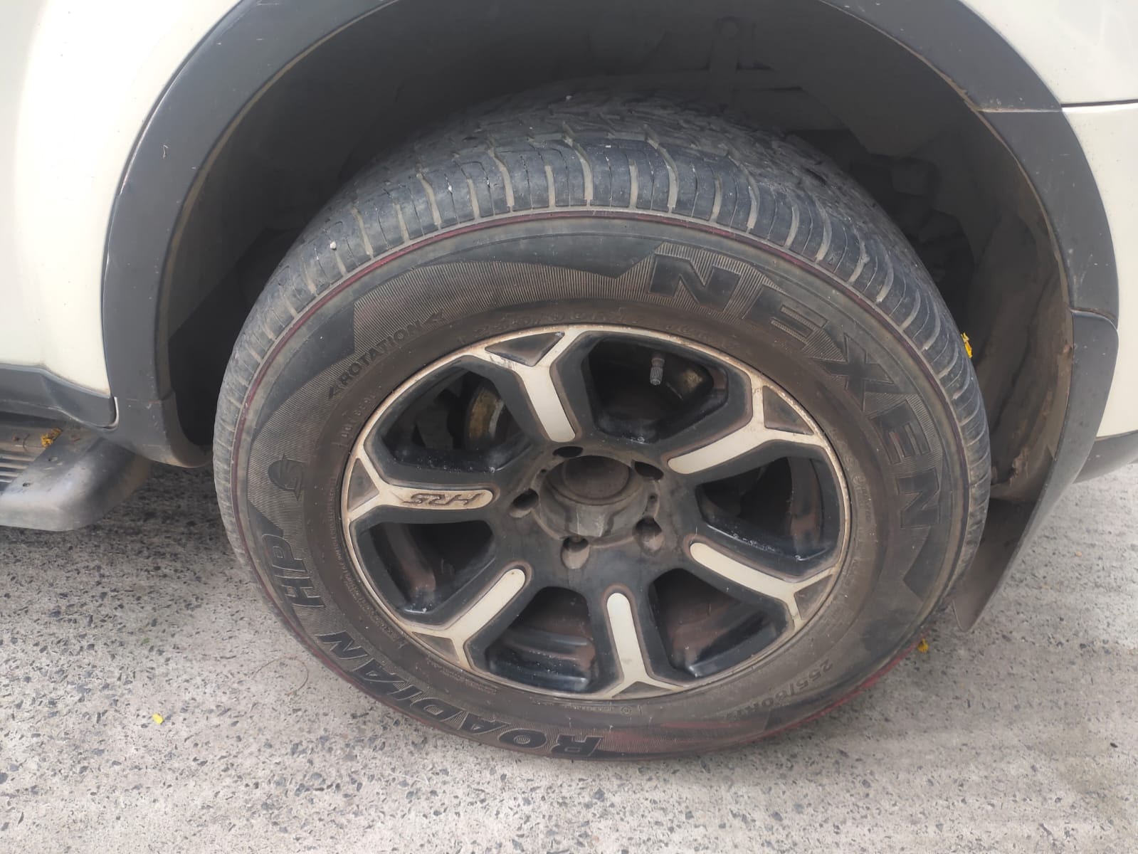 XUV500 image 9 XUV500 image 9