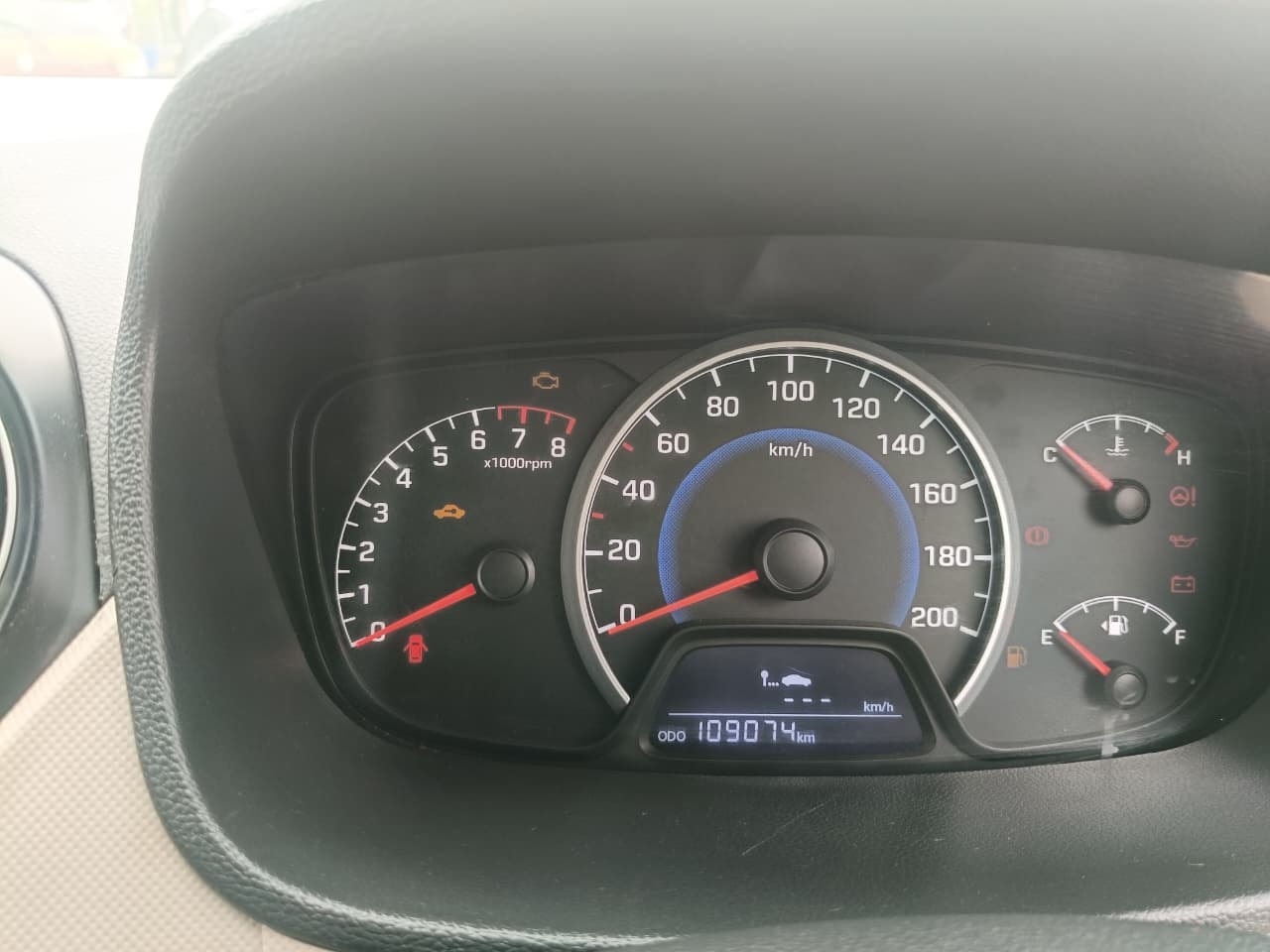 Used 2014 Hyundai Grand i10 Used 2014 Hyundai Grand i10