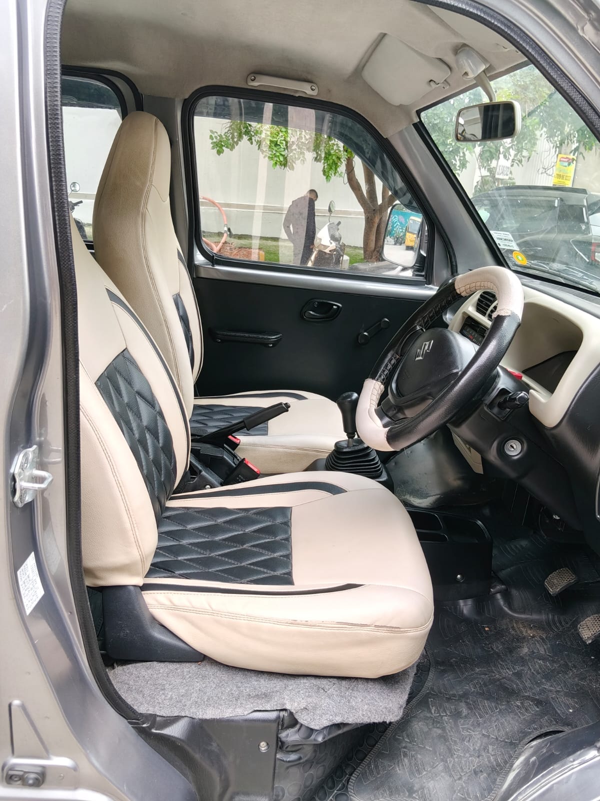 Used 2021 Maruti Suzuki Eeco Used 2021 Maruti Suzuki Eeco