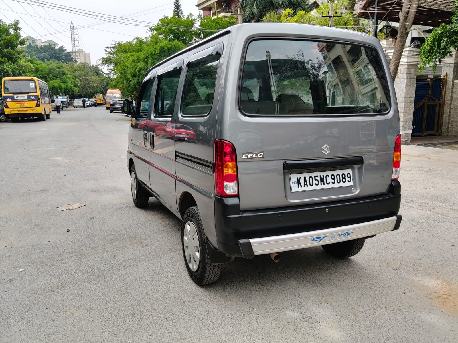Used 2021 Maruti Suzuki Eeco Used 2021 Maruti Suzuki Eeco