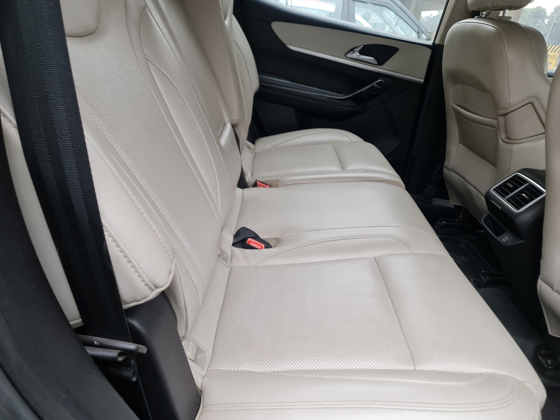 Used 2023 Mahindra XUV700 Used 2023 Mahindra XUV700