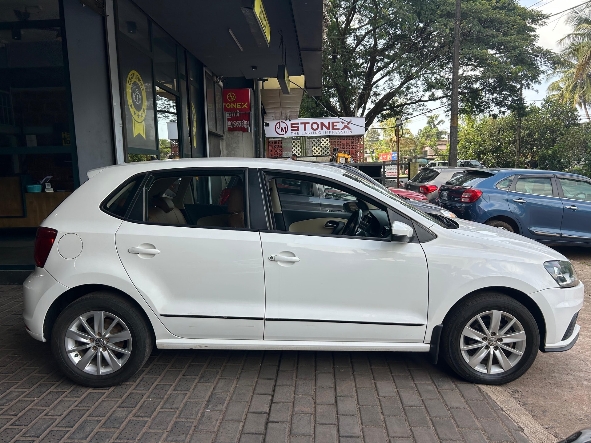 Used 2016 Volkswagen Polo Used 2016 Volkswagen Polo