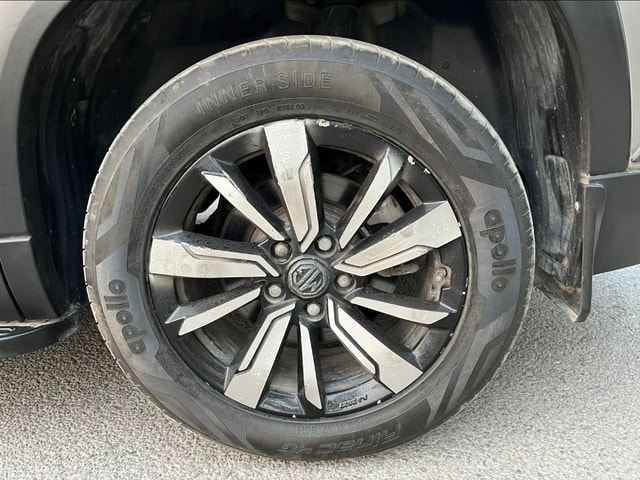 View MG Hector Image 9 Used MG Hector Image 9