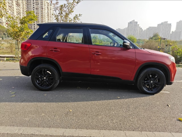 View Maruti Suzuki Vitara Brezza Image 5 Used Maruti Suzuki Vitara Brezza Image 5