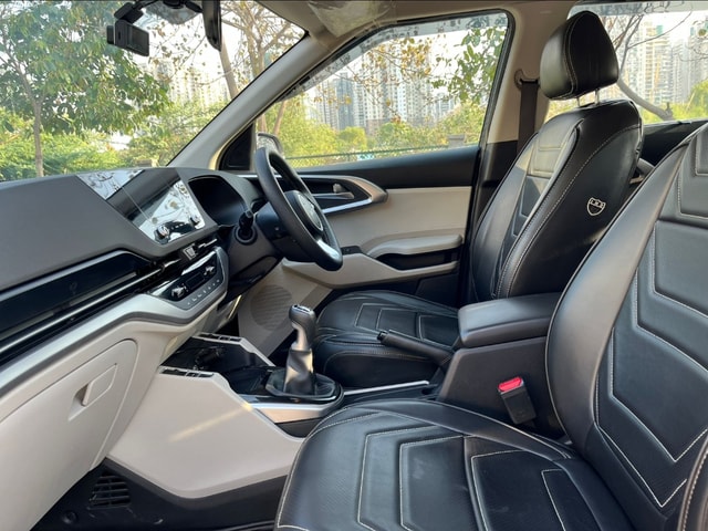 View Kia Carens Image 16 Used Kia Carens Image 16