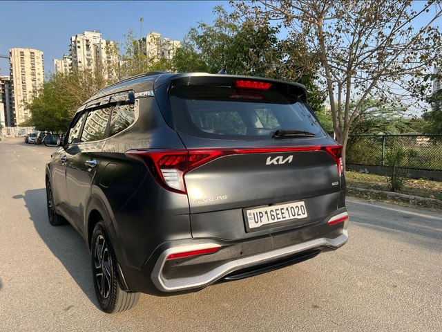 View Kia Carens Image 8 Used Kia Carens Image 8