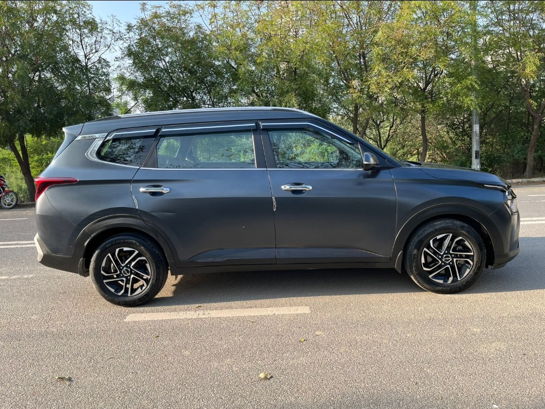 Used 2024 Kia Carens Used 2024 Kia Carens