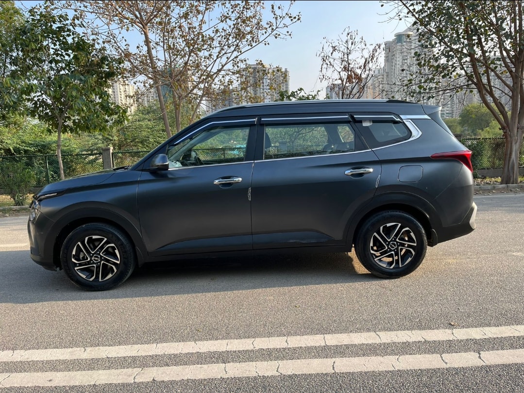 Used 2024 Kia Carens Used 2024 Kia Carens