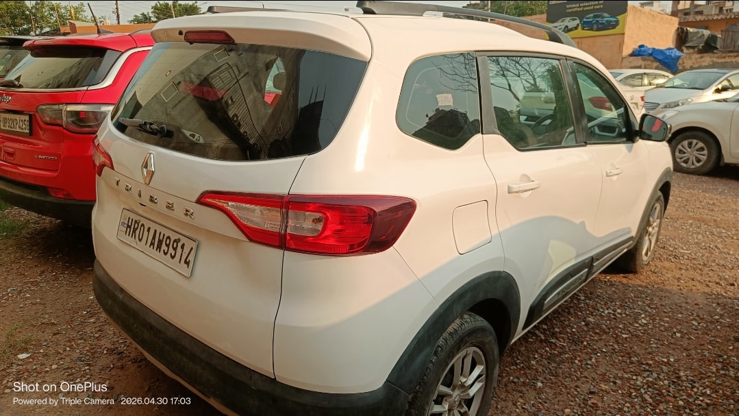 Used 2022 Renault Triber Used 2022 Renault Triber
