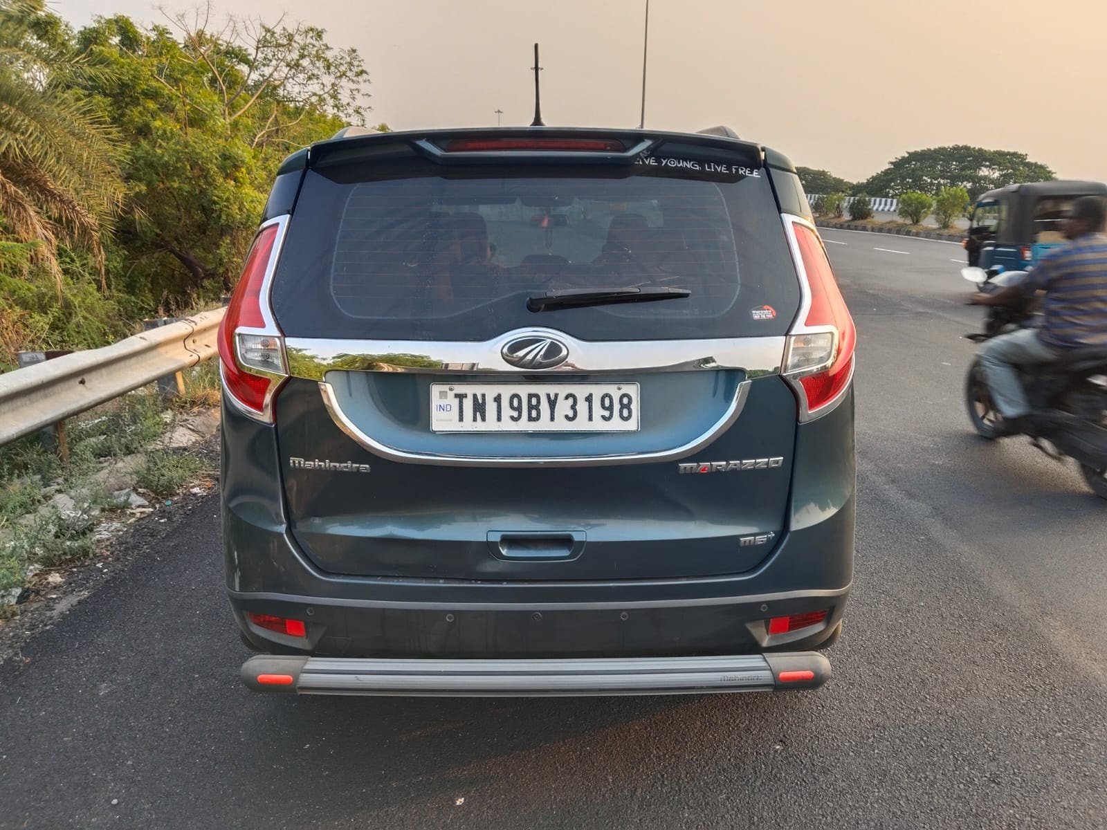 Used 2020 Mahindra Marazzo Used 2020 Mahindra Marazzo