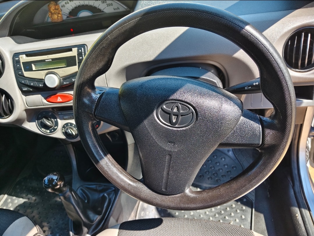 Etios Liva image 15 Etios Liva image 15