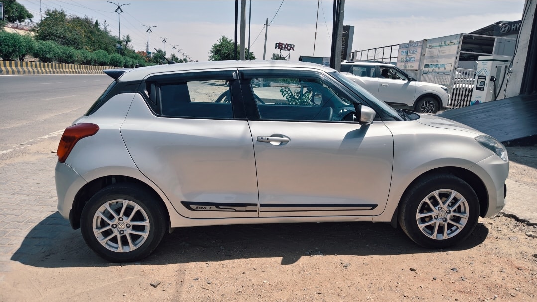 Used 2022 Maruti Suzuki Swift Used 2022 Maruti Suzuki Swift