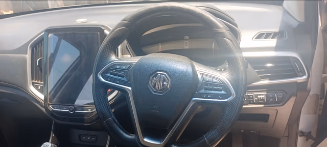 View MG Hector Image 15 Used MG Hector Image 15
