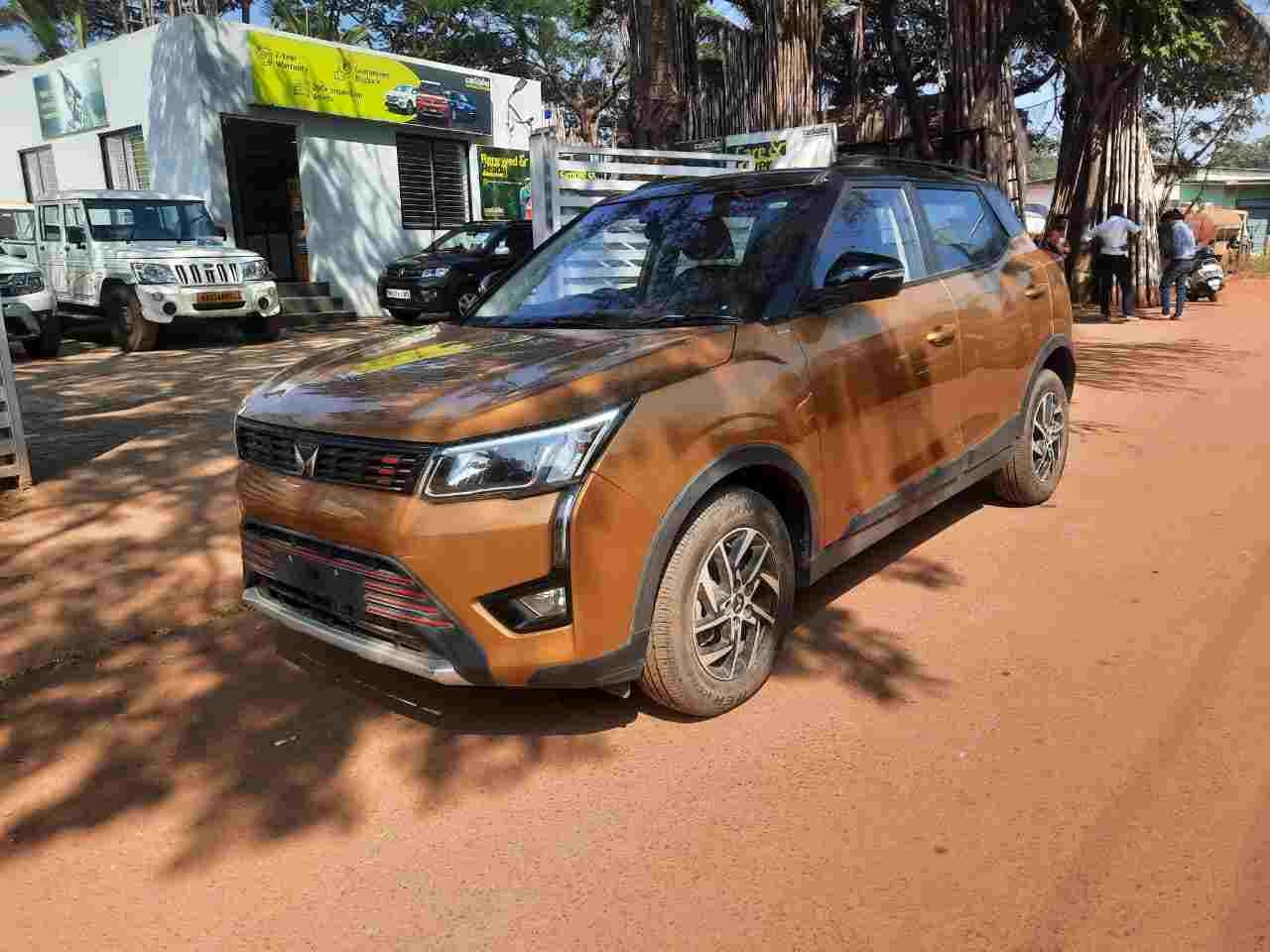 Used 2022 Mahindra XUV300 Used 2022 Mahindra XUV300