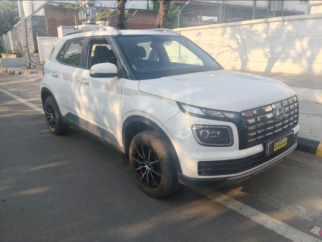 Used 2023 Hyundai Venue Used 2023 Hyundai Venue