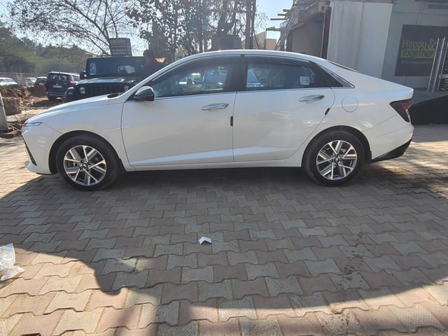View Hyundai Verna Image 4 Used Hyundai Verna Image 4