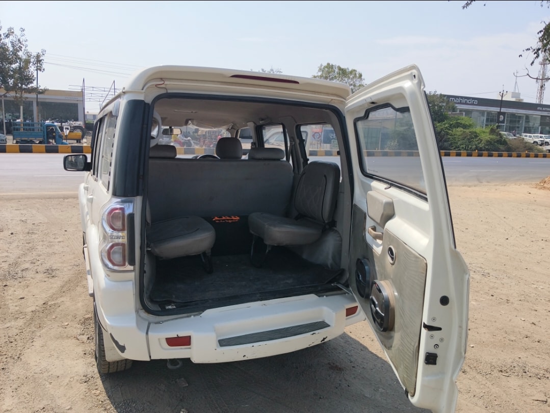 Used 2015 Mahindra Scorpio Used 2015 Mahindra Scorpio