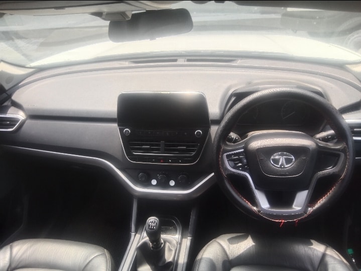 View 2019 Tata Harrier XM Image 14 Used 2019 Tata Harrier XM Image 14