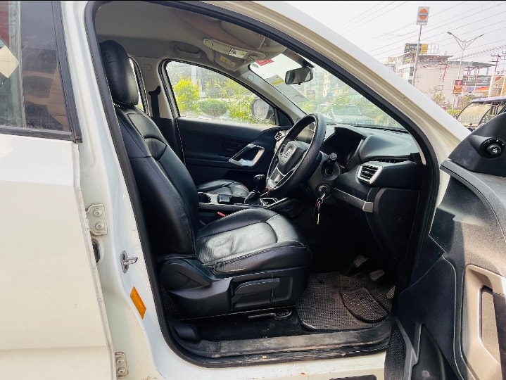 View 2019 Tata Harrier XM Image 16 Used 2019 Tata Harrier XM Image 16