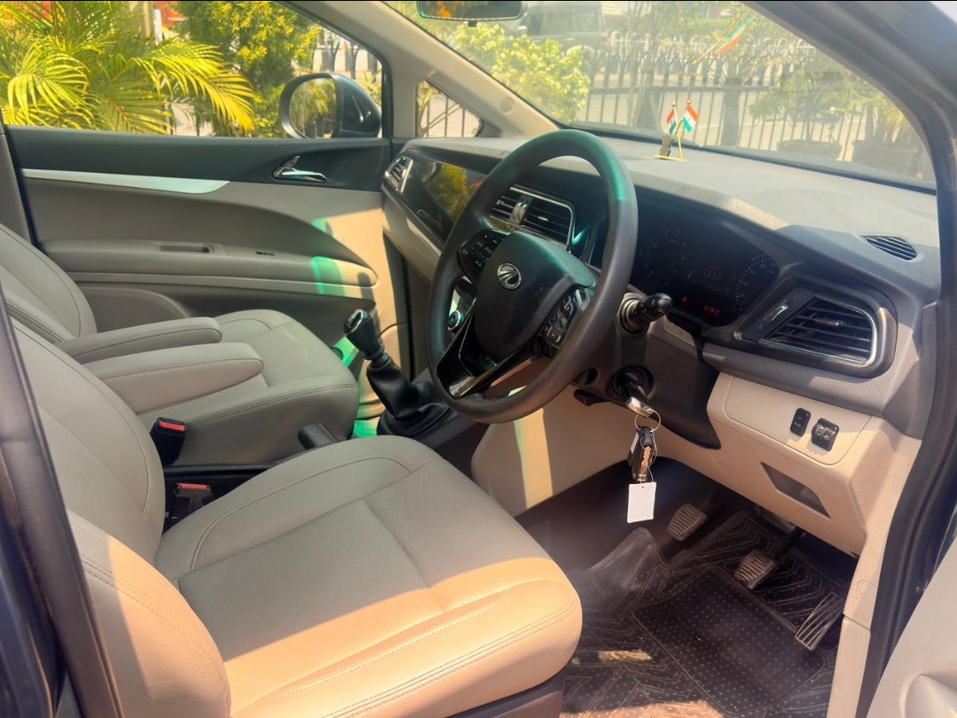 Used 2018 Mahindra Marazzo Used 2018 Mahindra Marazzo