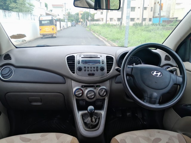 View Hyundai i10 Image 14 Used Hyundai i10 Image 14
