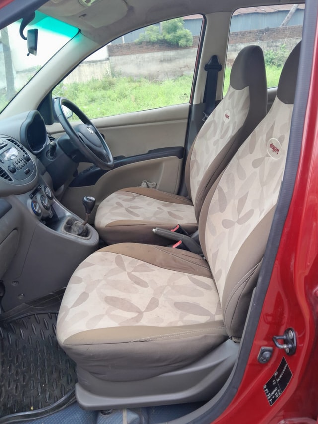 View Hyundai i10 Image 16 Used Hyundai i10 Image 16