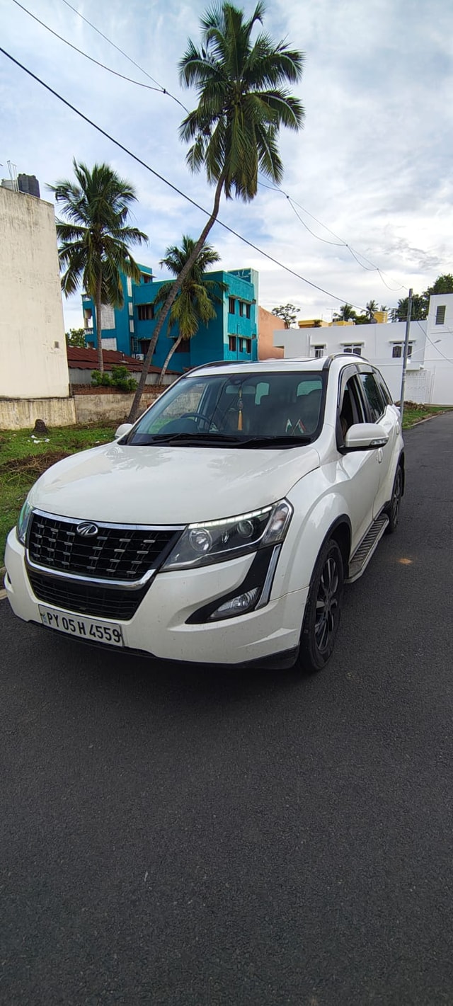 View Mahindra XUV500 Image 1 Used Mahindra XUV500 Image 1