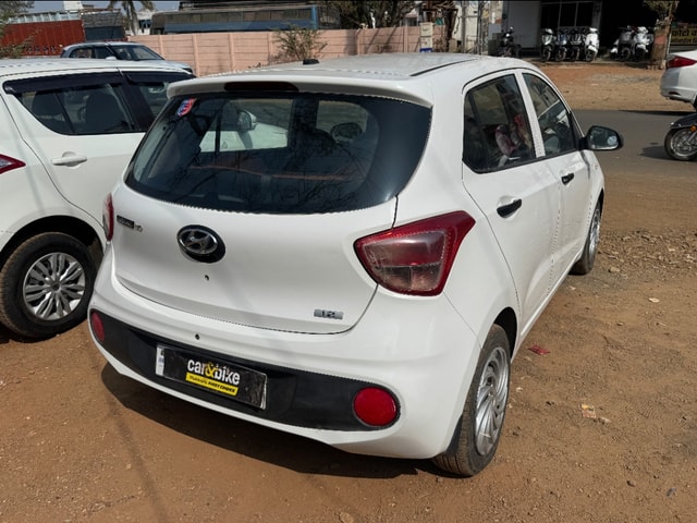 View Hyundai Grand i10 Image 8 Used Hyundai Grand i10 Image 8